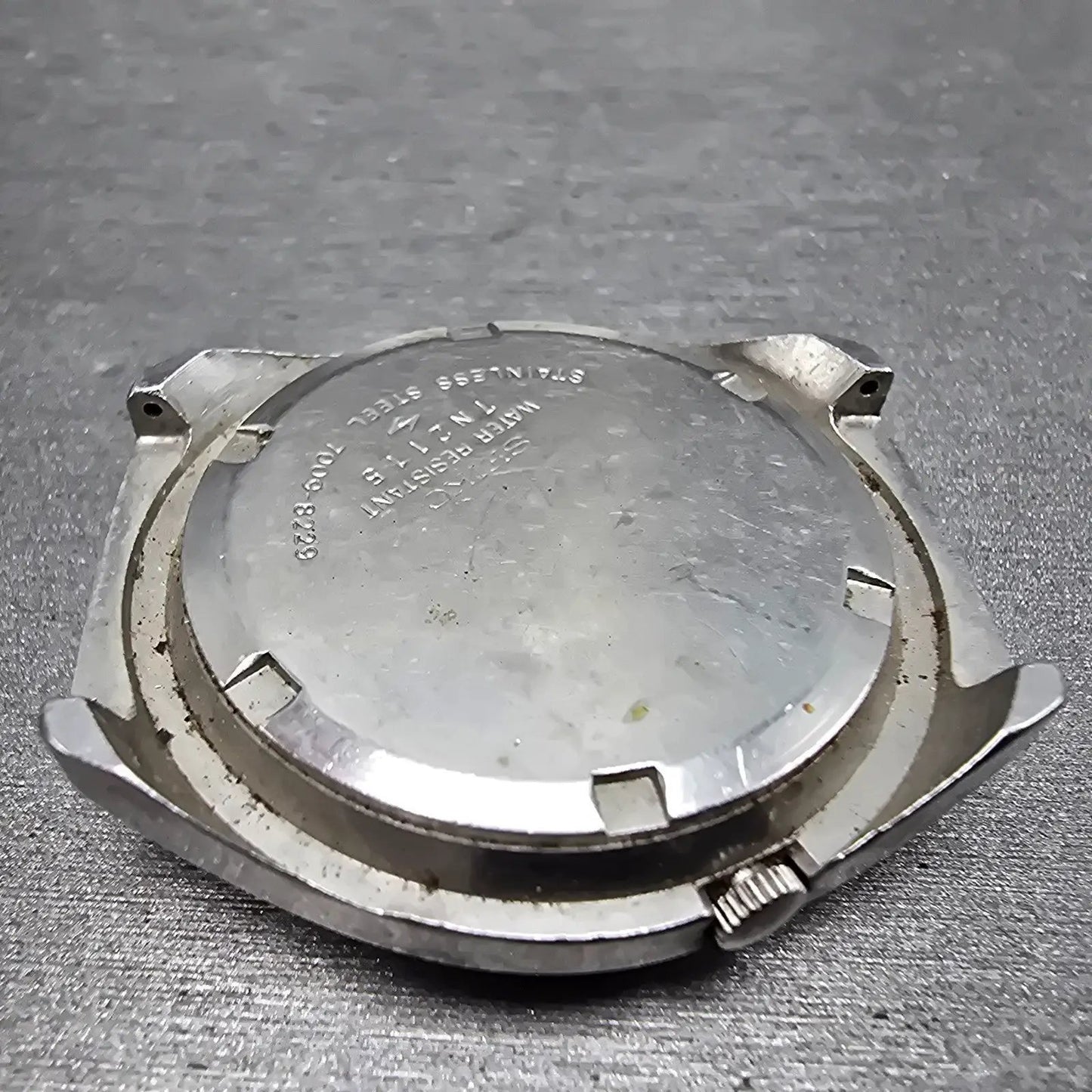Seiko Automatic Watch Men 37mm Silver Dial Silver Tone Daydate 7009-8229 PARTS7