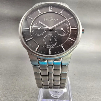 Skagen Denmark Watch Men 38mm Gray Dial Silver Tone Daydate 331XLSXM New Battery5