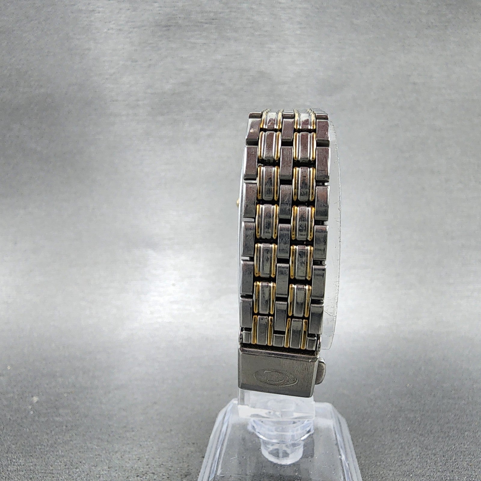 Seiko Creo Watch Women 24mm White Dial Two Tone Round 1F210B70 New Battery7