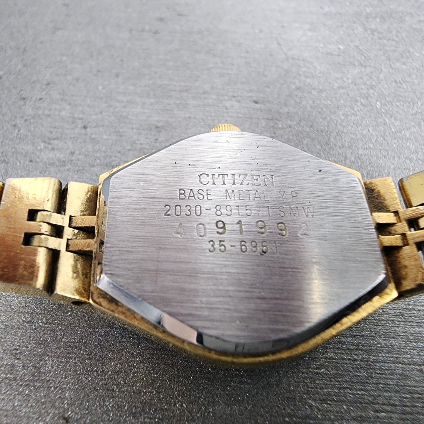 Citizen CQ Watch Women 19mm Cream Dial Gold Tone Round 2030891571 New Battery9