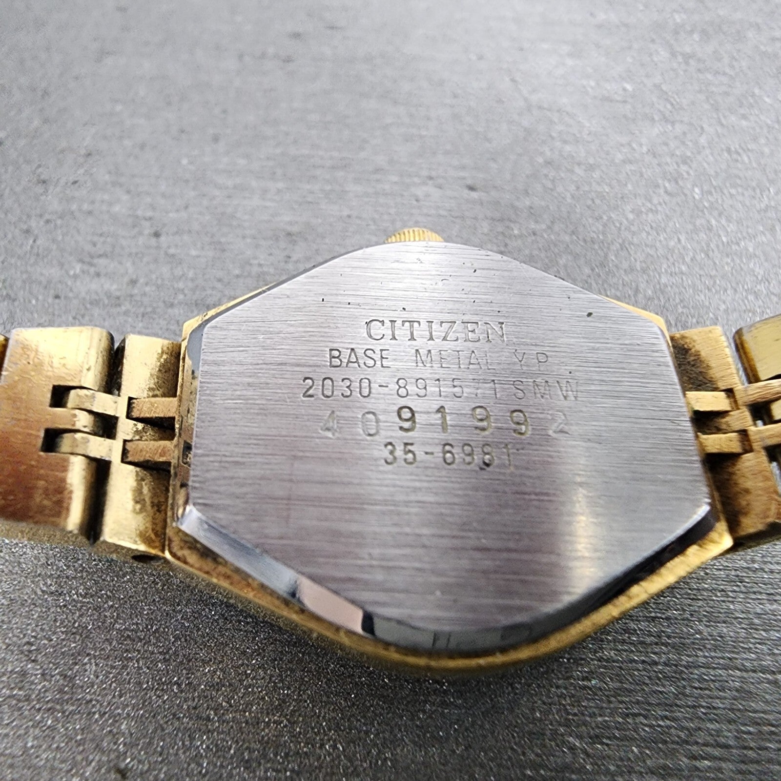 Citizen CQ Watch Women 19mm Cream Dial Gold Tone Round 2030891571 New Battery9