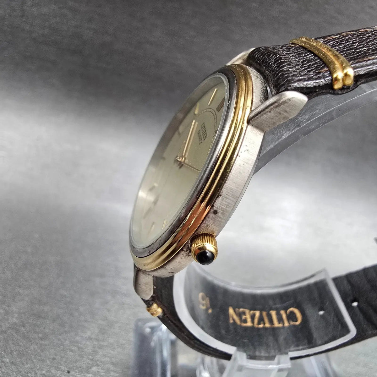 Citizen Watch Men 31mm Champagne Dial Gold Tone Date 2810-953312 New Battery2