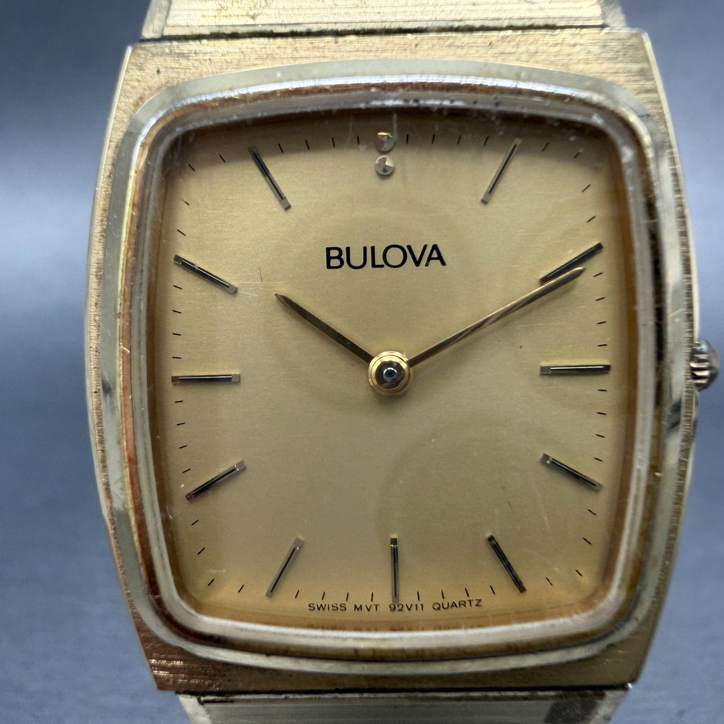Bulova Tank Watch Men 27mm Gold Dial Gold Tone Rectangle 92V11 Vintage PARTS2