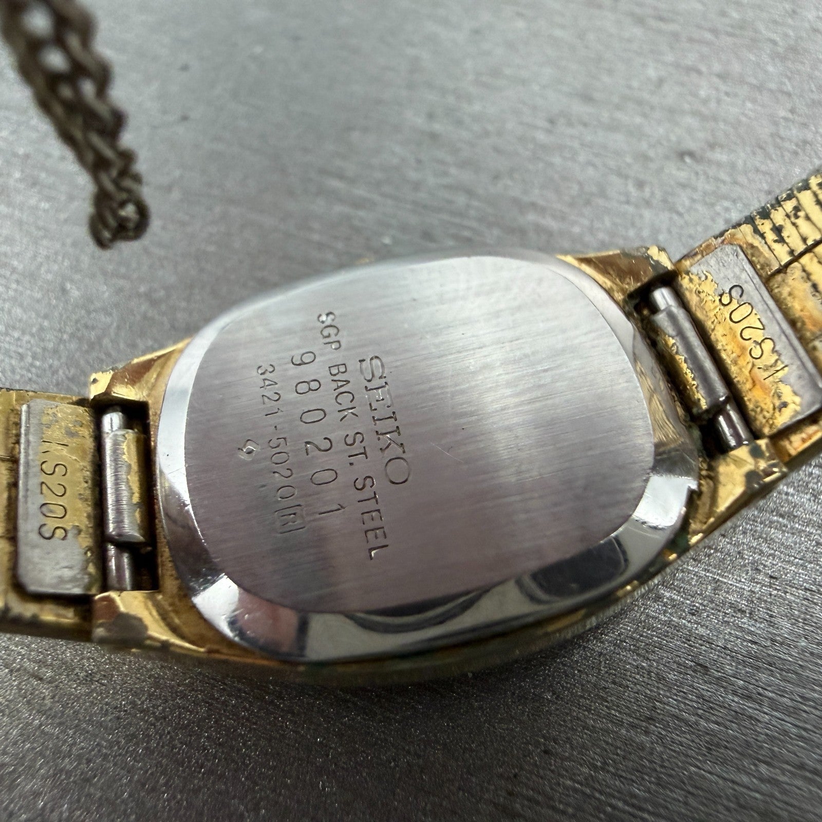 Seiko Watch Women 20mm Champagne Dial Gold Tone Oval 3421-5020 New Battery9