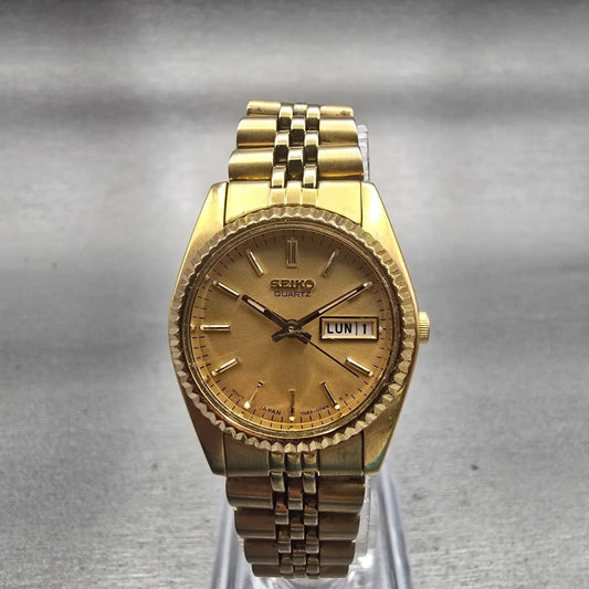 Seiko Watch Women 24mm Gold Dial Gold Tone Daydate Round 7N83-0041 New Battery0
