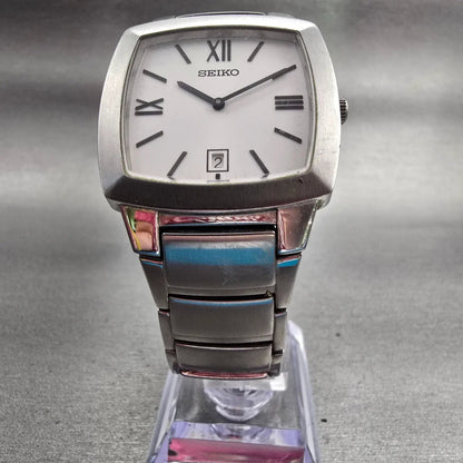 Seiko Watch Men 34mm White Dial Silver Tone Date Rectangle 7N39-0AS0 New Battery5