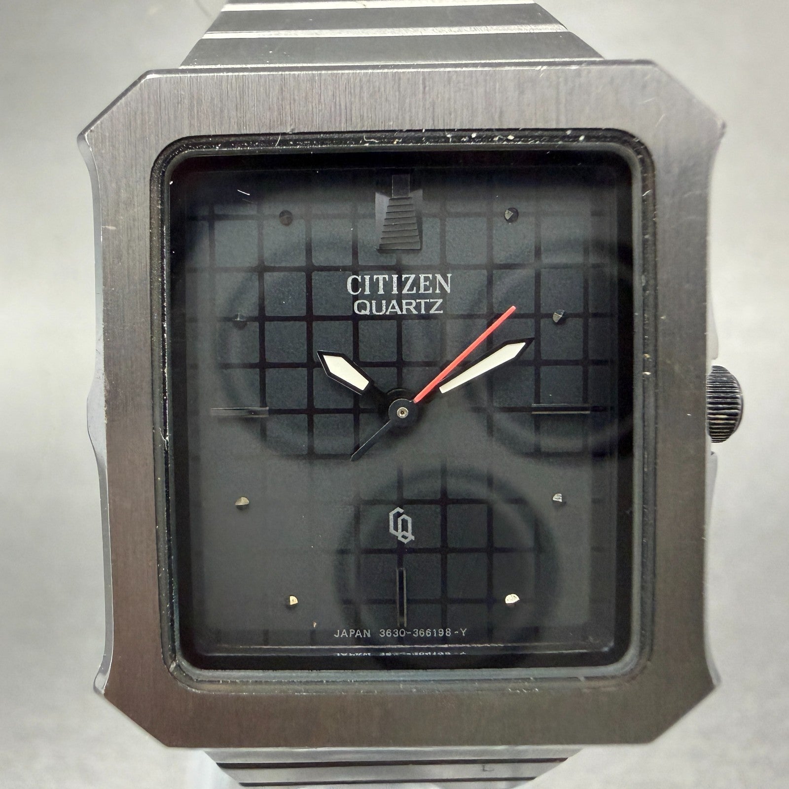 Citizen CQ Watch Women 28mm Black Dial Gray Tone Rectangle 3630 New Battery1