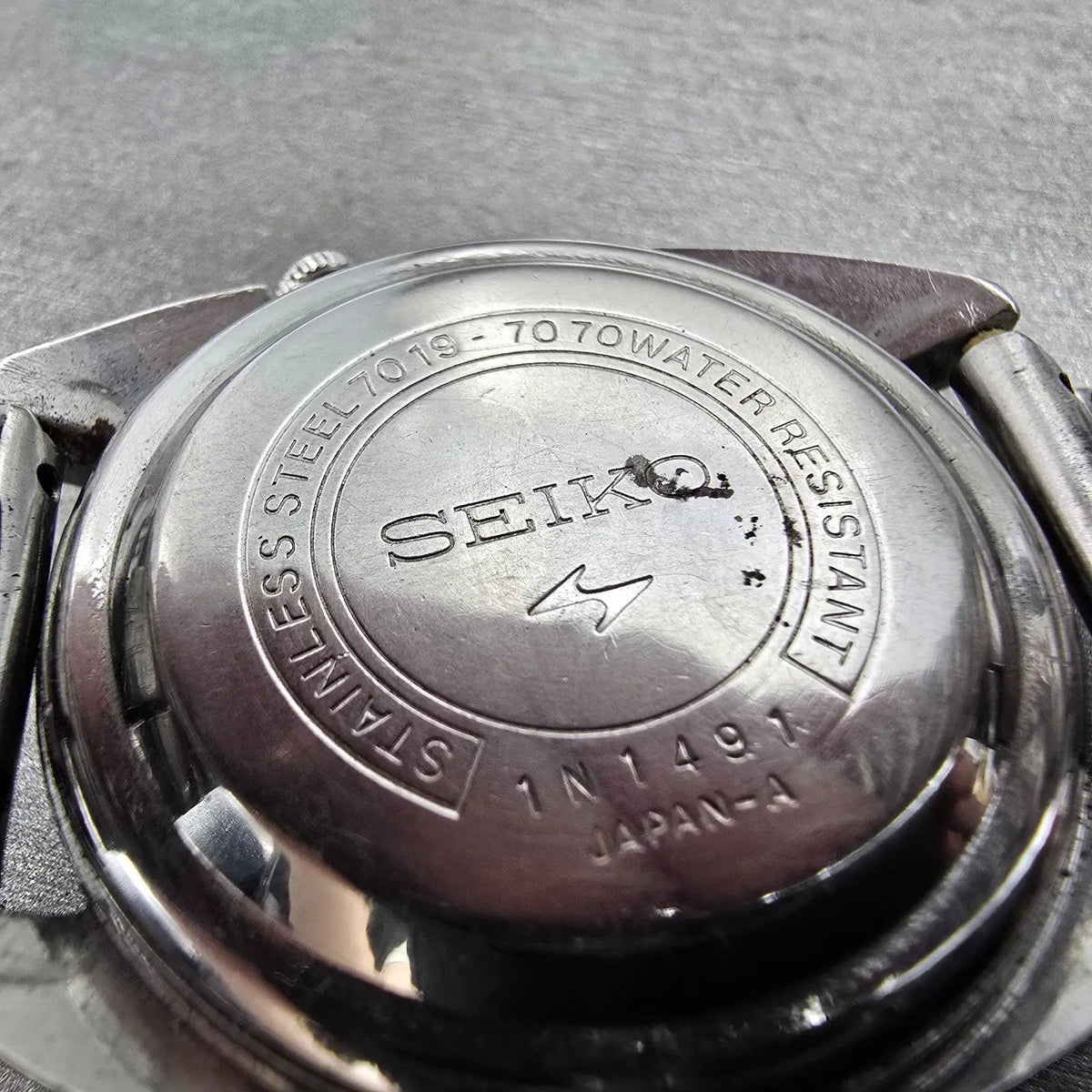 Seiko 5 Actus Watch Men 36mm Black Dial Silver Tone Daydate 7019-7070 Runs10