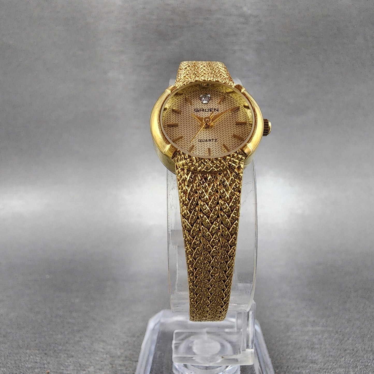 Gruen Watch Women 18mm Gold Dial Gold Tone Round Mesh band New Battery4