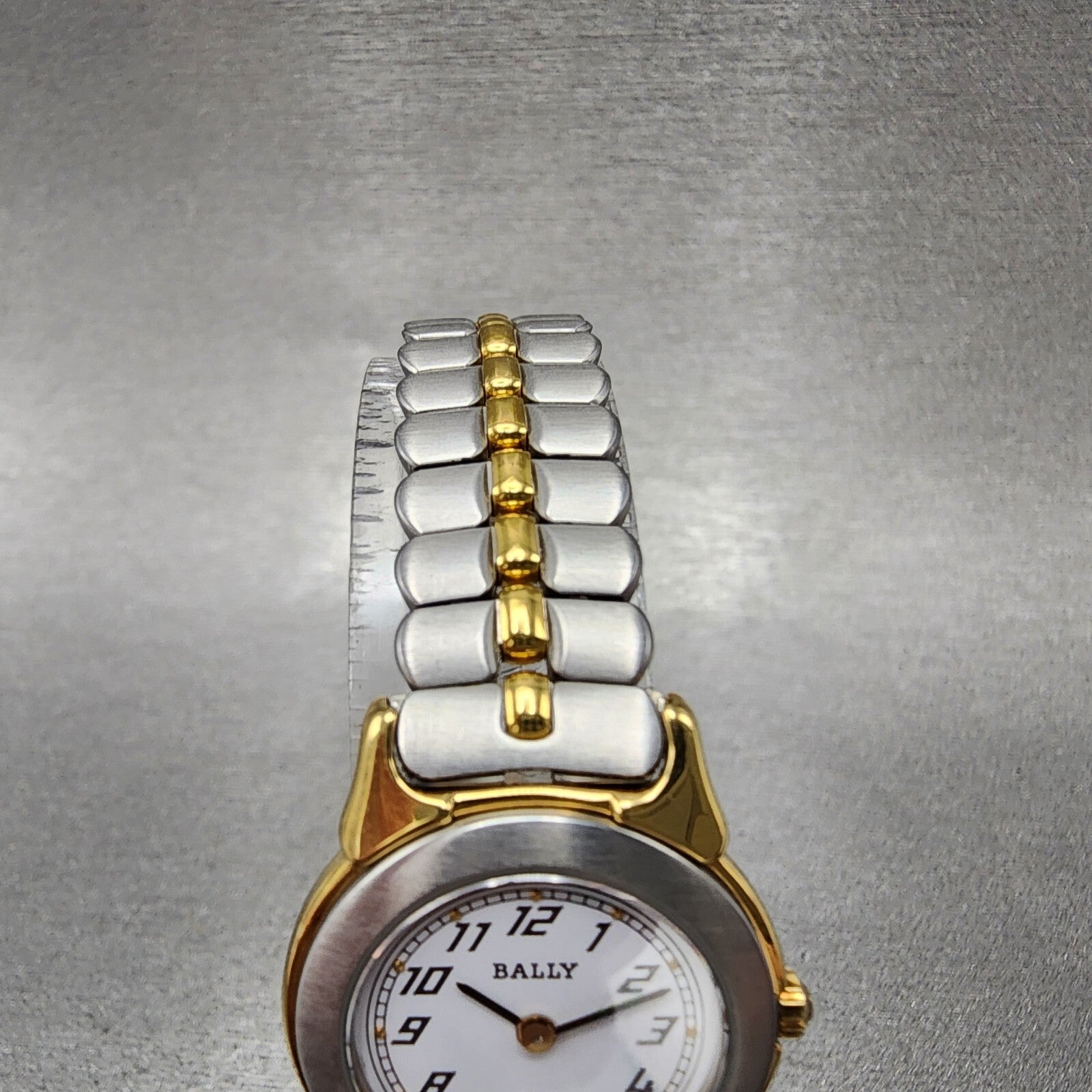 Bally Watch Women 23mm White Dial Two Tone Round 13.01 New Battery W/Box5