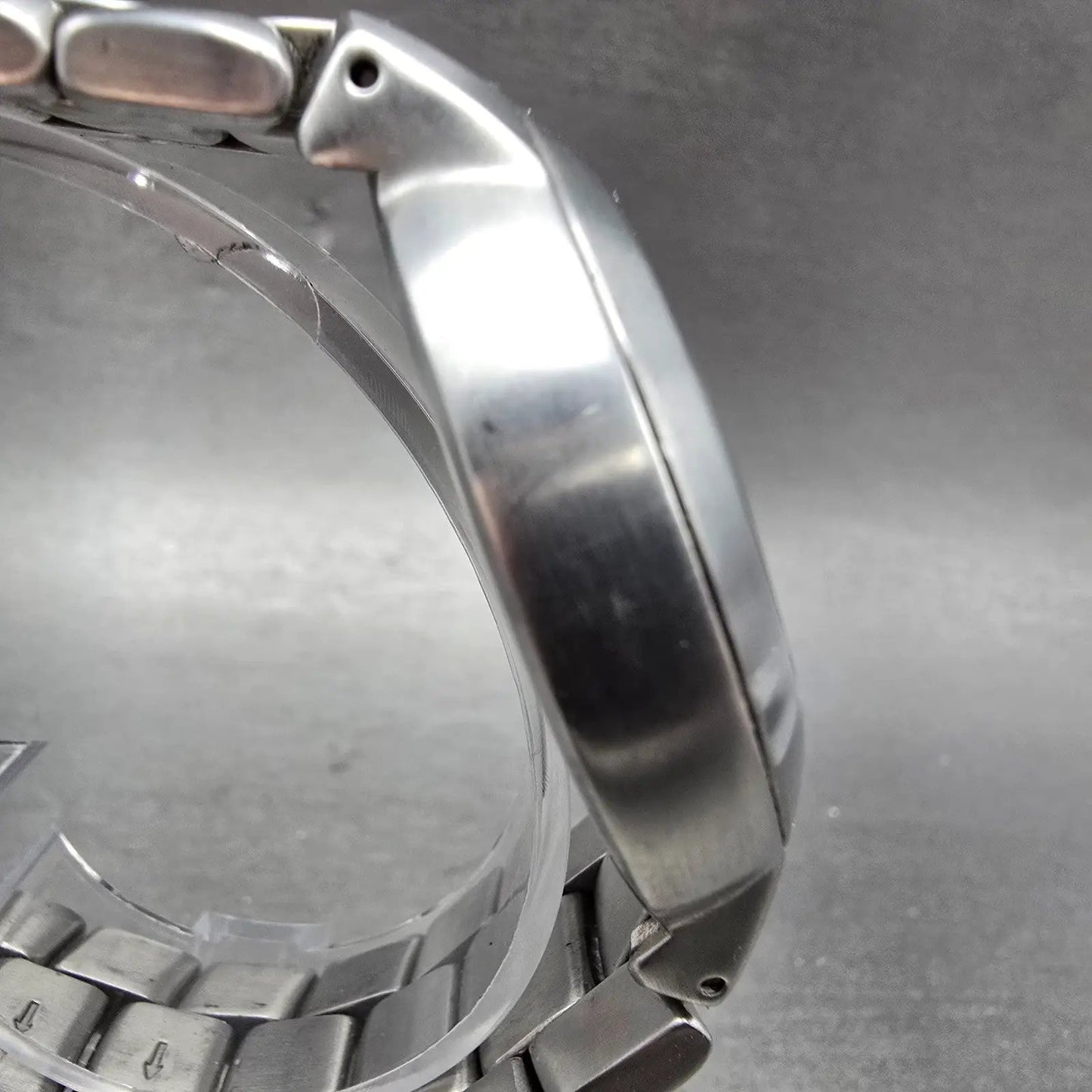 Victorinox Swiss Army Maverick Watch Men 42mm Black Dial Silver Tone Date PARTS4