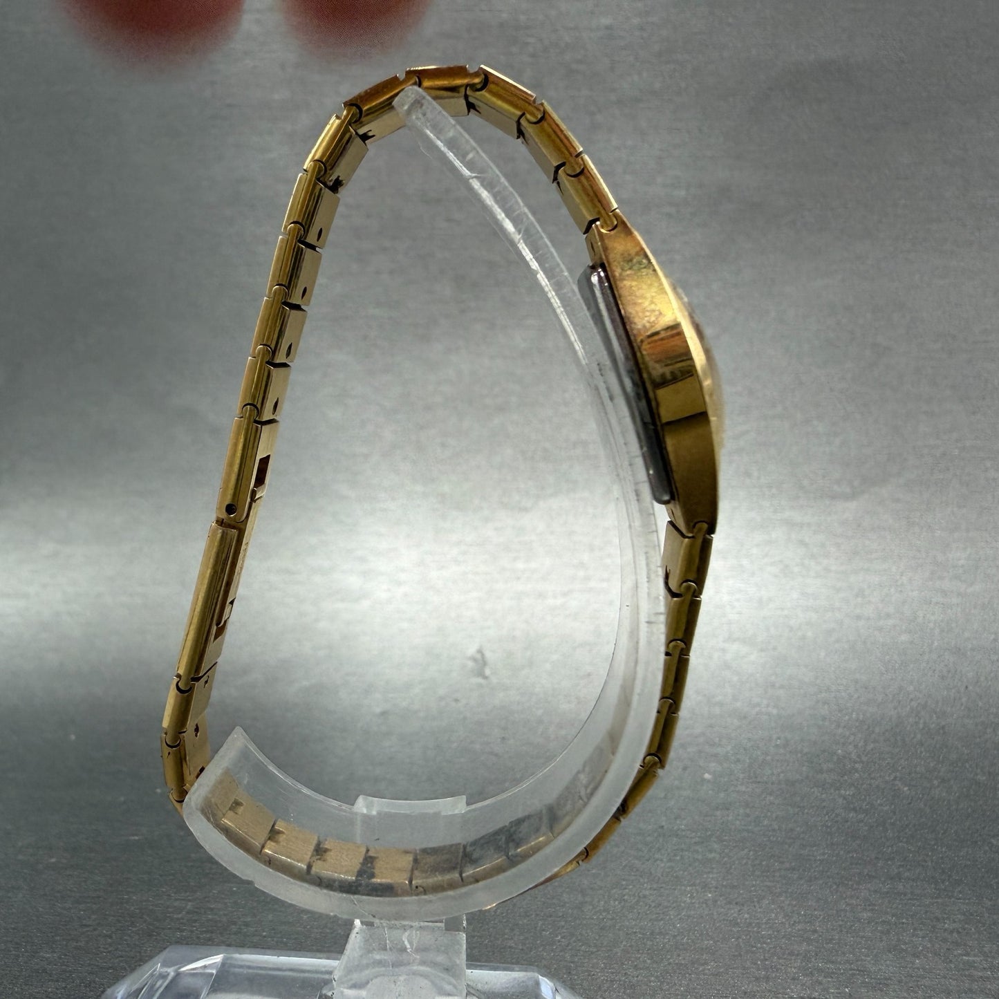 Bulova Watch Women 16mm Silver Dial Gold Tone Round 92K76 New Battery Vintage8