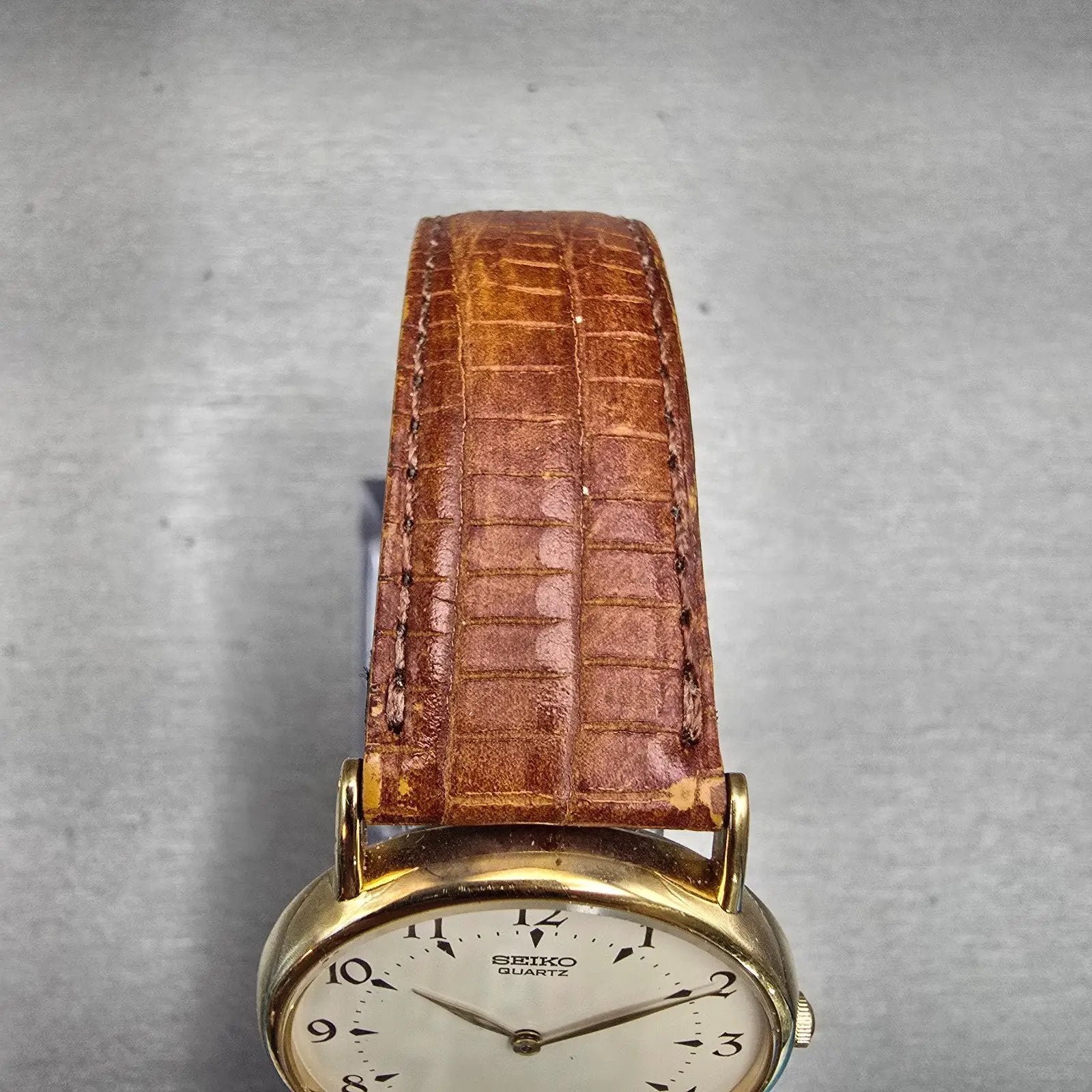 Seiko Watch Men 32mm Cream Dial Gold Tone Round 5Y30-7009 New Battery Vintage4