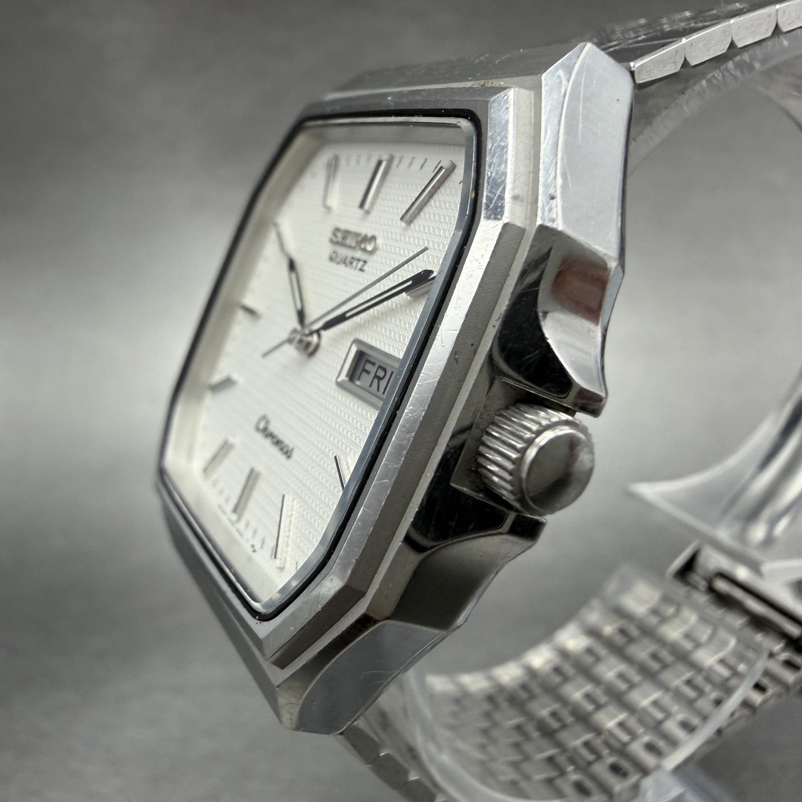 Seiko Chronos Watch Men 32mm Silver Dial Silver Tone Daydate 7433-5010 PARTS3