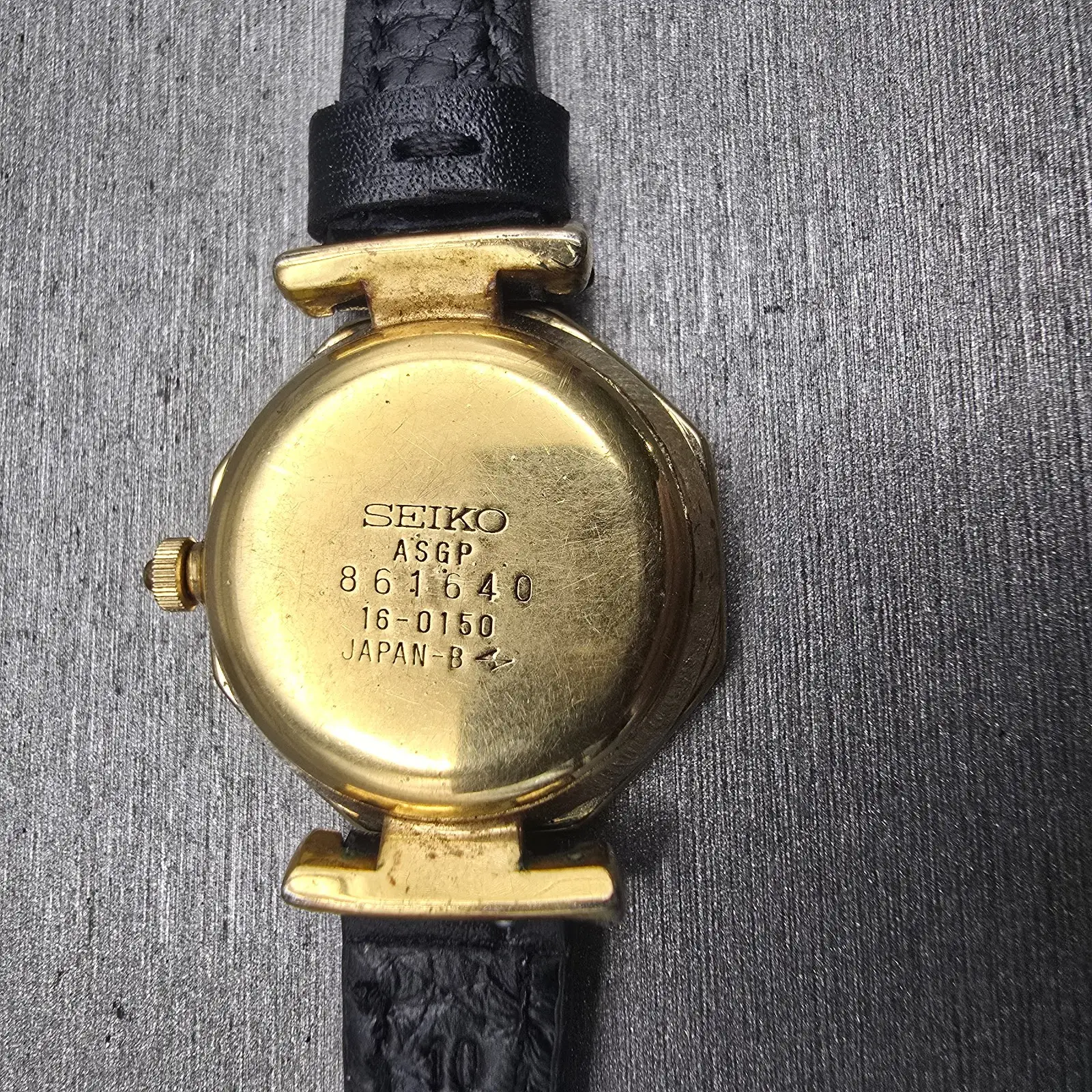 Seiko Watch Women 25mm White Dial Gold Tone Octagon 16-0150 Vintage New Battery10