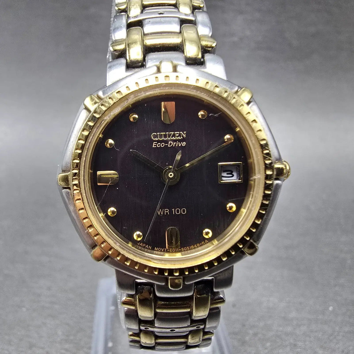 Citizen Eco-Drive Watch Women 27mm Blue Dial Two Tone Date E011-S030561 Runs0