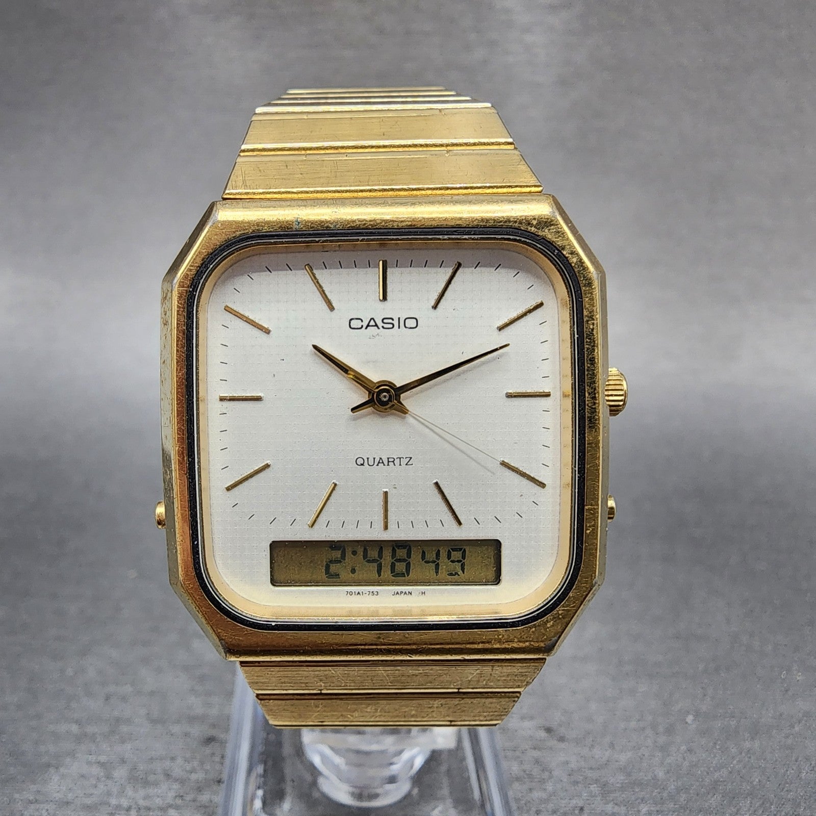 Casio AQ425 Watch Men 30mm White Dial Gold Tone Analog Digital New Battery VTG0