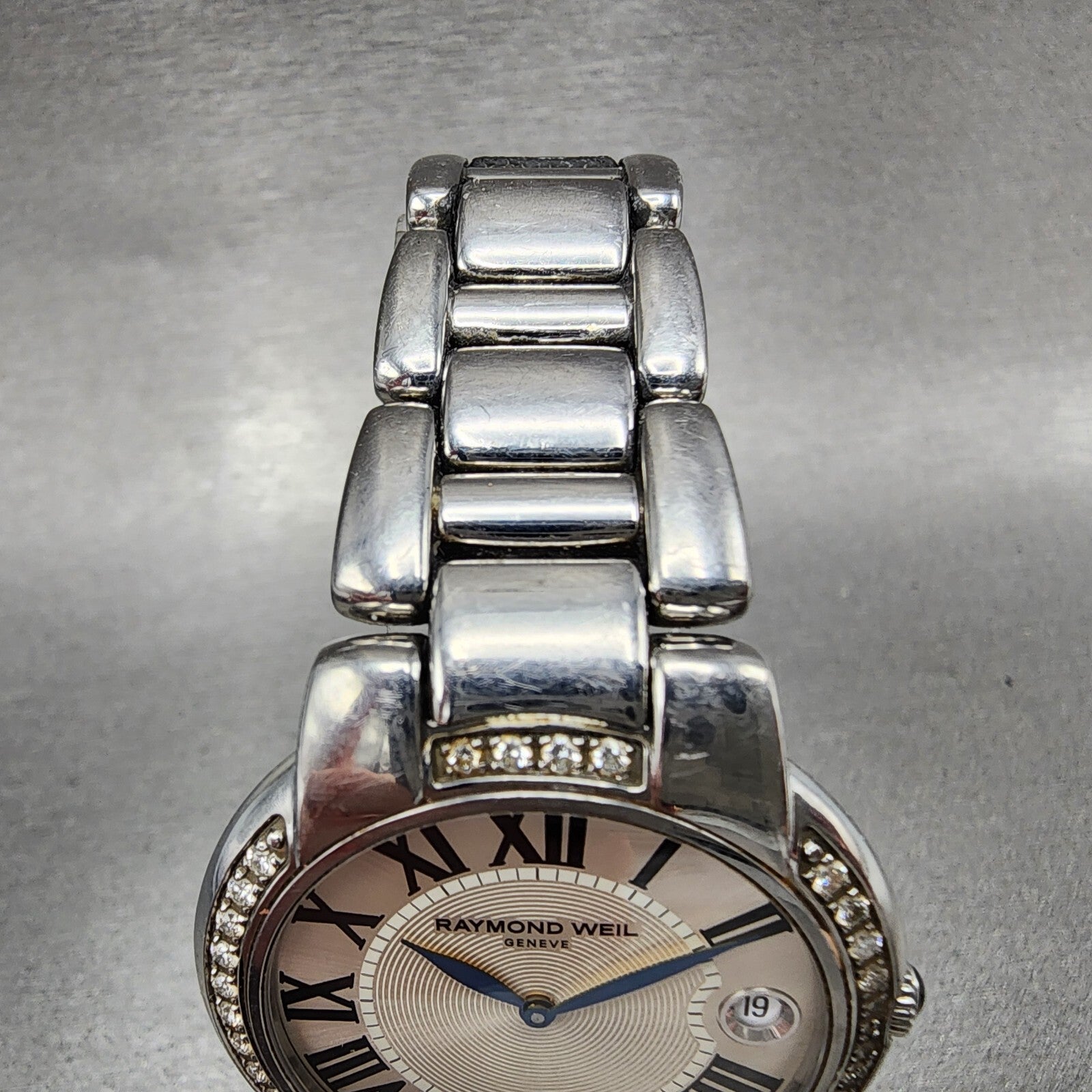 Raymond Weil Jasmine Watch Women 35mm White Dial Steel Diamond Bezel Date Works4
