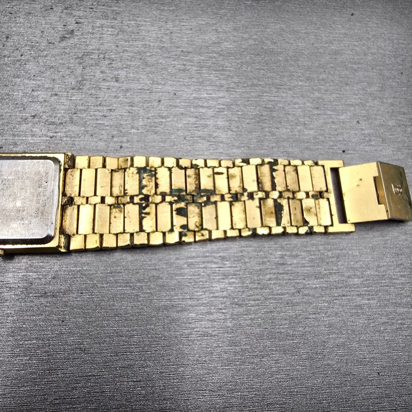 Bulova Watch Men 25mm Black Dial Gold Tone Diamond Rectangle 92M51 New Battery11