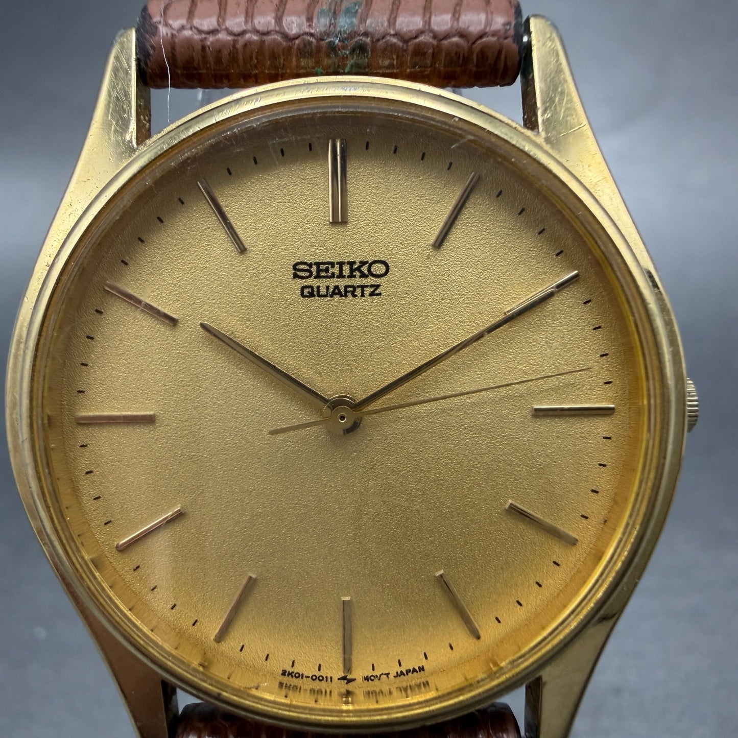 Seiko Watch Unisex 32mm Champagne Dial Gold Tone Round 2K01-0011 New Battery VTG1