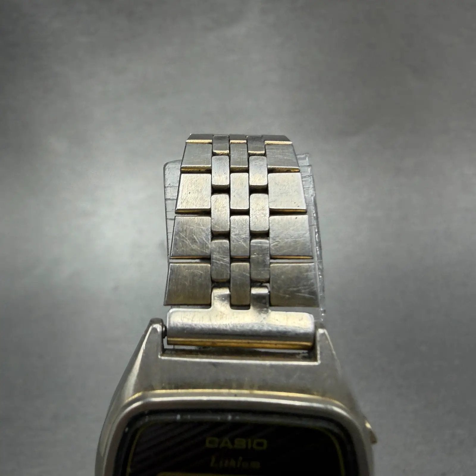 48043057