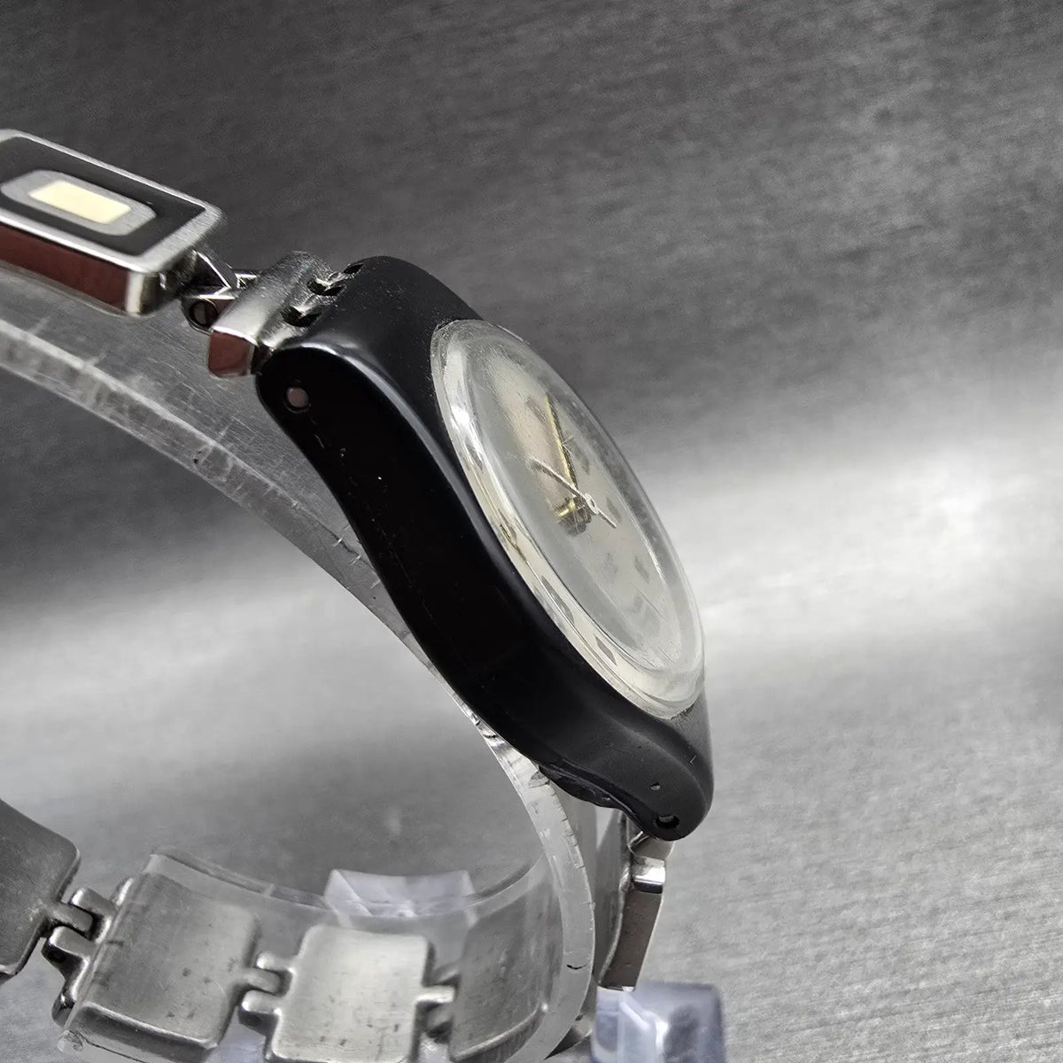 Swatch Chessboard Watch Women 25mm Silver Dial Black Case Round LB160 New Batt23