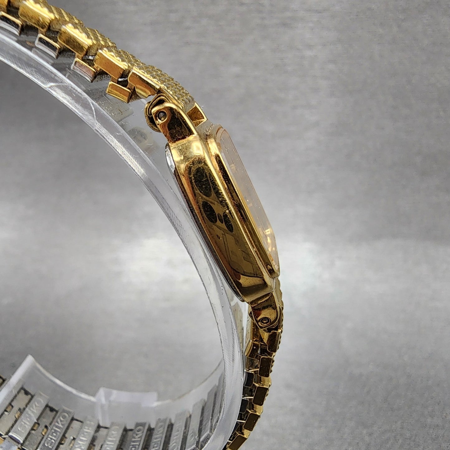 Seiko Watch Women 18mm Champagne Dial Gold Tone Rectangle 1N005K29 New Battery3