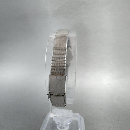Seiko Watch Women 19mm Silver Dial Silver Tone Round 160129 New Battery VTG7