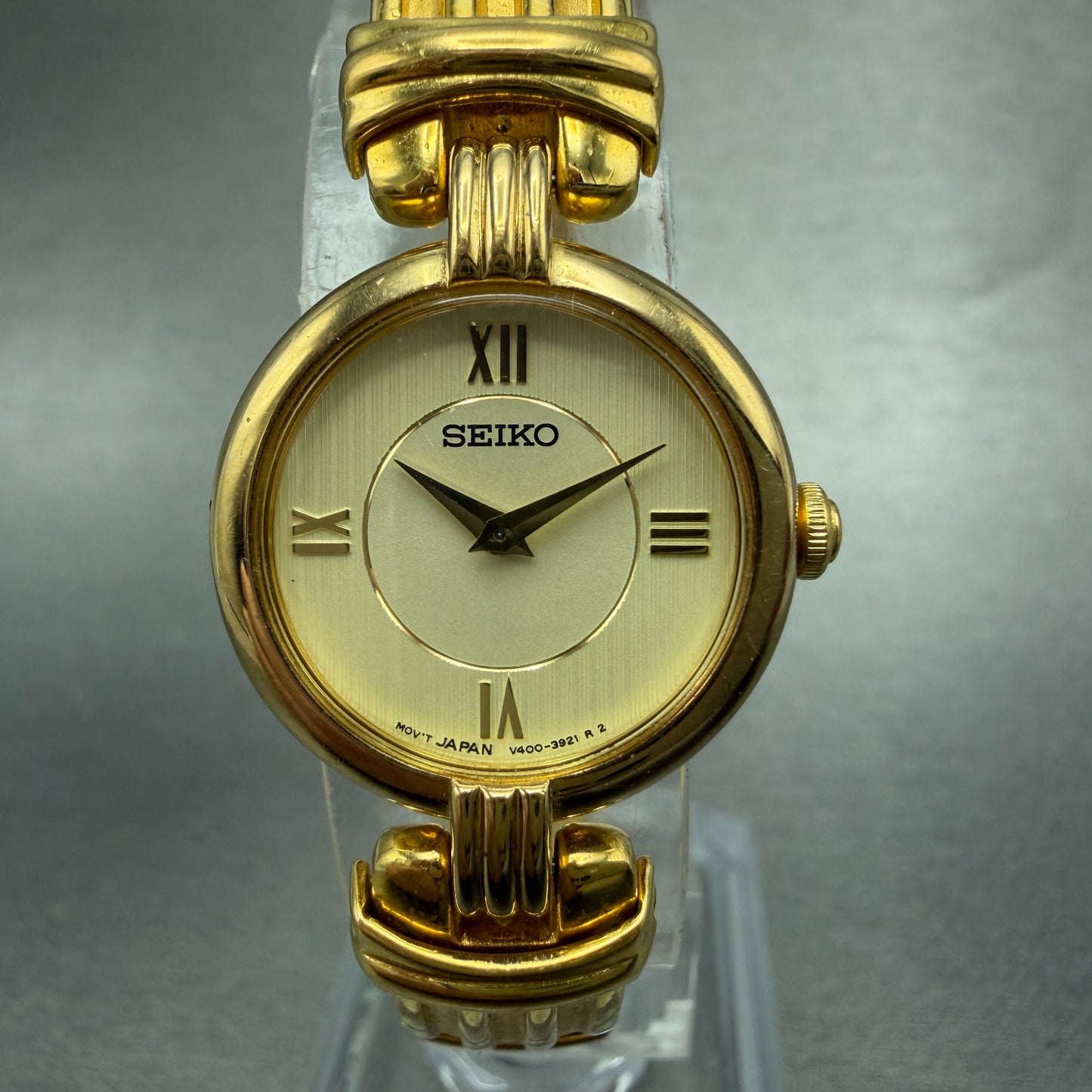 Seiko Watch Women 21mm Champagne Dial Gold Tone Round V400-1400 New Battery0