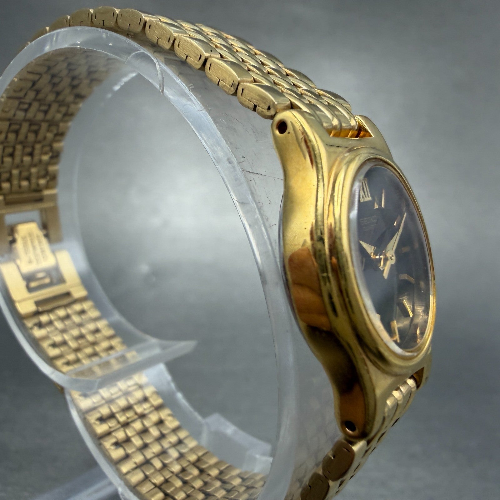 Seiko Watch Women 18mm Black Dial Gold Tone Oval V401-5109 New Battery Vintage3