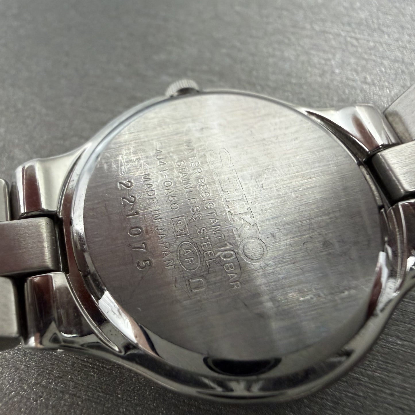Seiko Exceline Watch Women 24mm White Dial Silver Tone 4J41-0A50 New Battery9