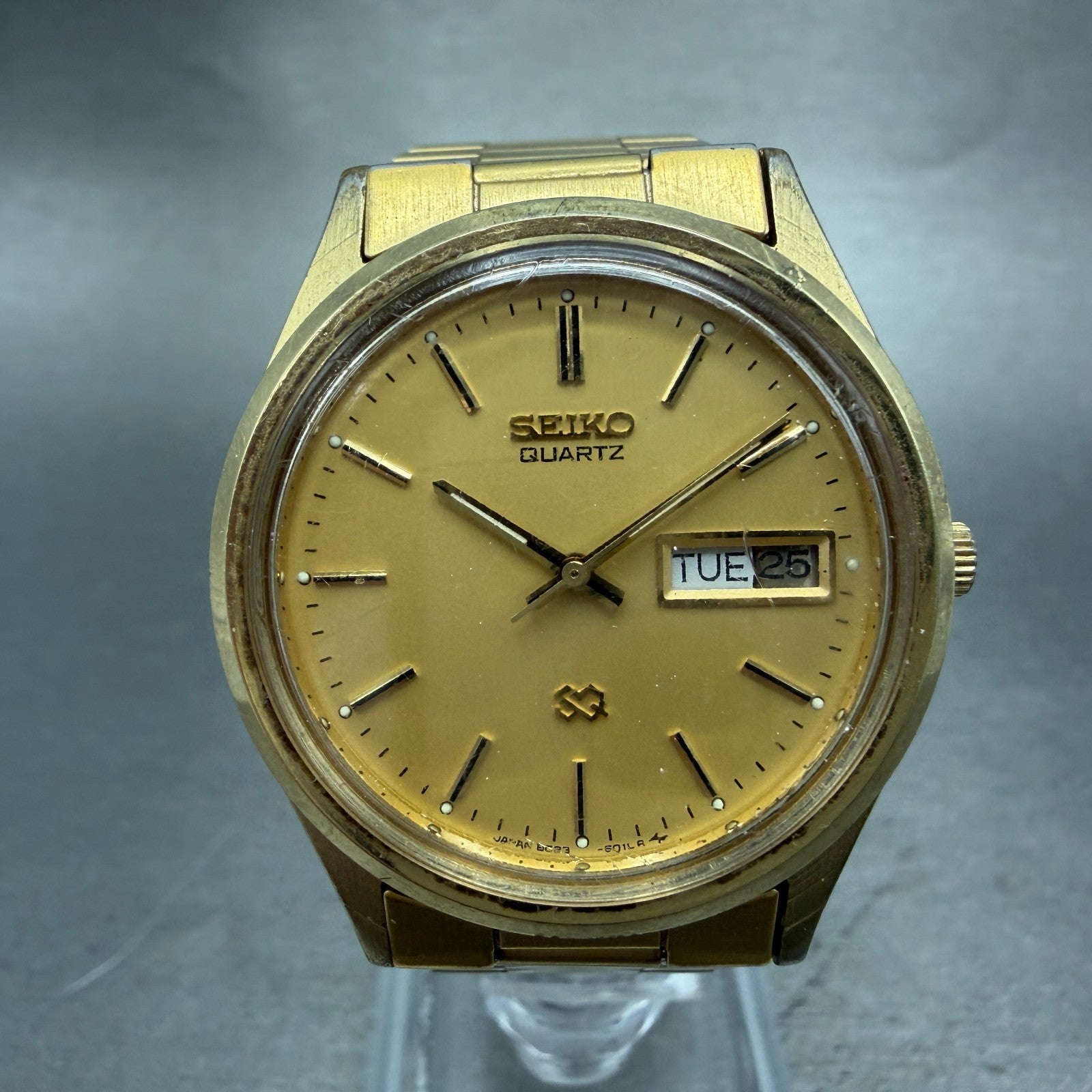 Seiko SQ Watch Men 34mm Champagne Dial Gold Tone Daydate 8C23-6010 PARTS Vintage0