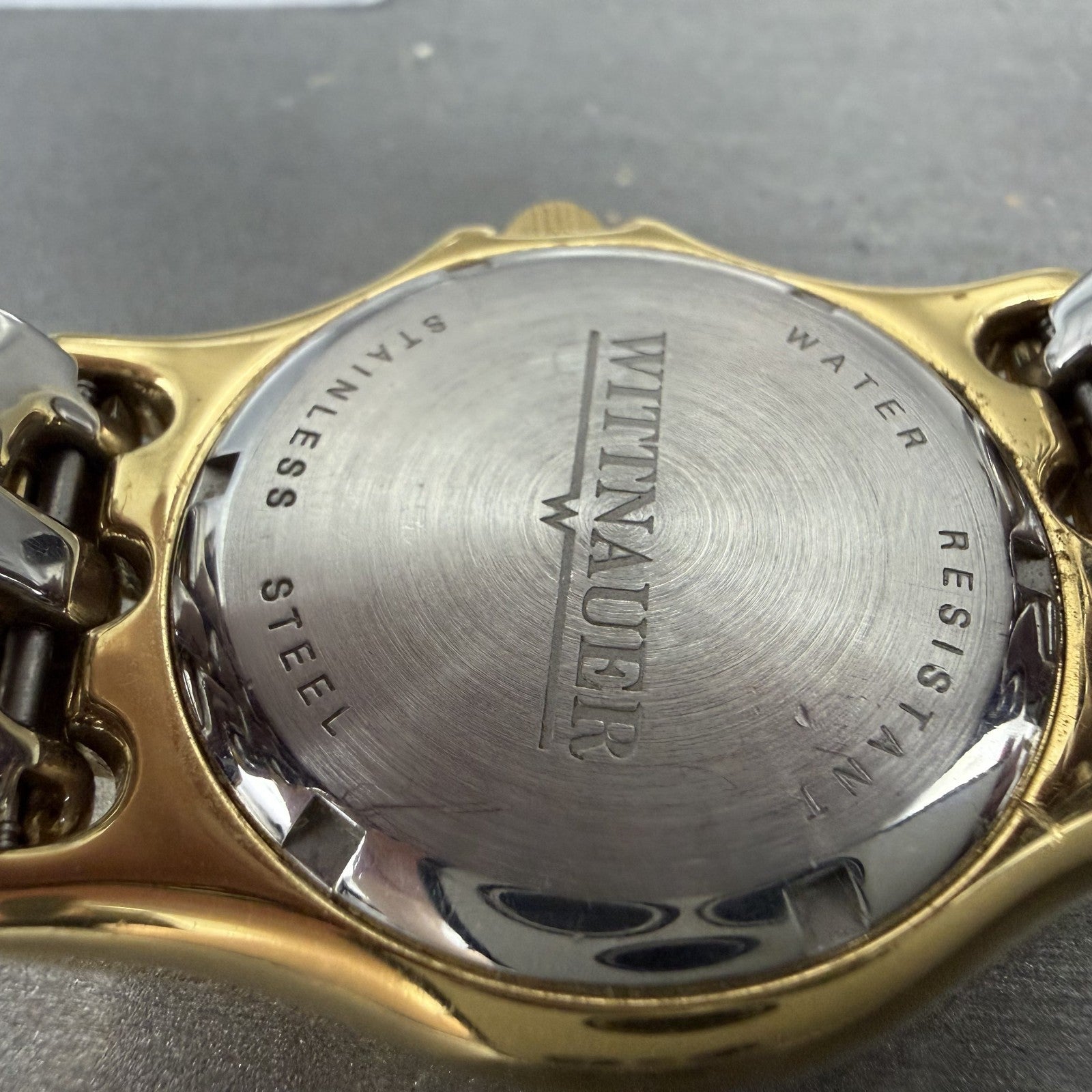 Wittnauer Odyssey 10 Dive Watch Men Cream Dial Gold Tone Date Round New Battery9