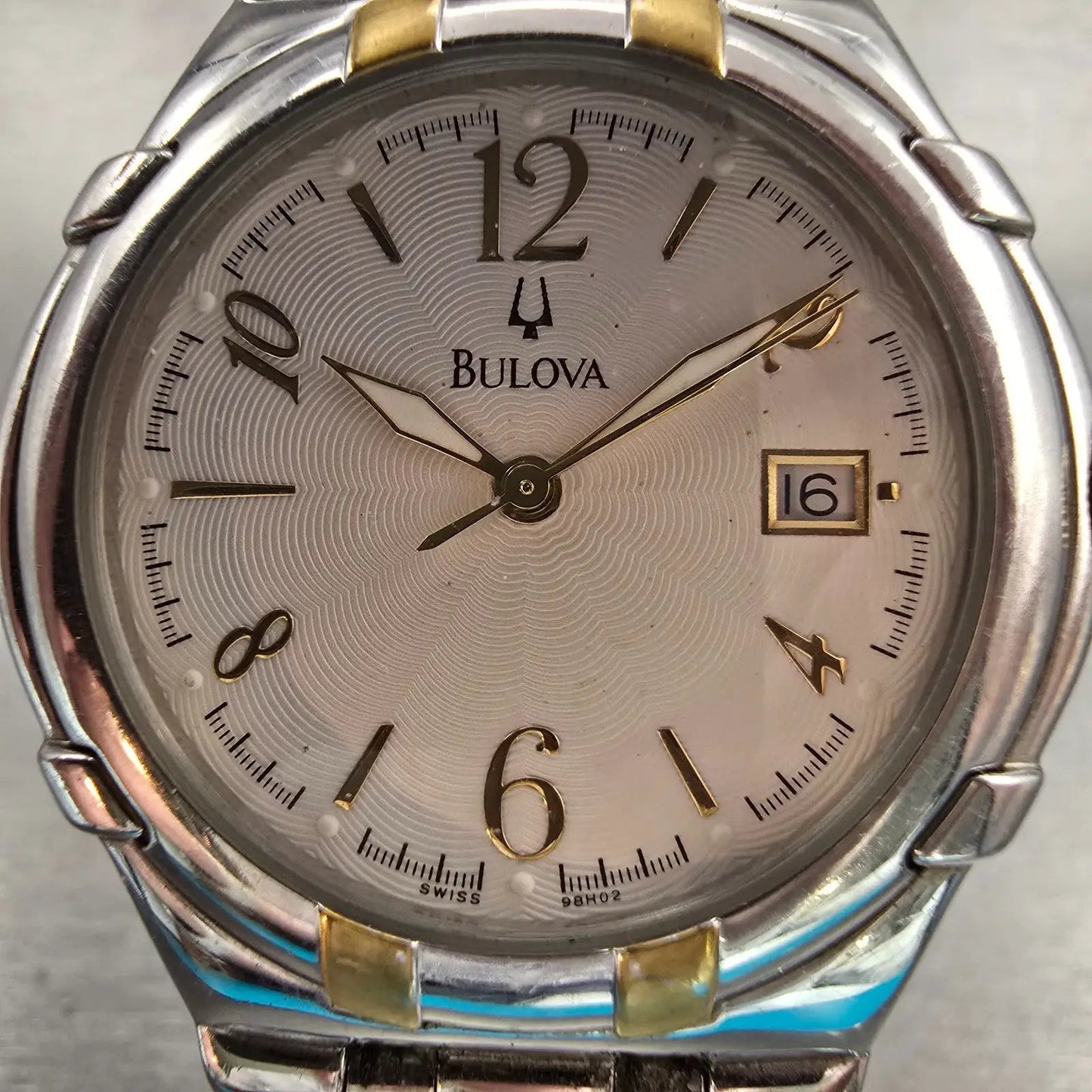 Bulova Watch Men 38mm White Dial Two Tone Date Round 98H02 New Battery1