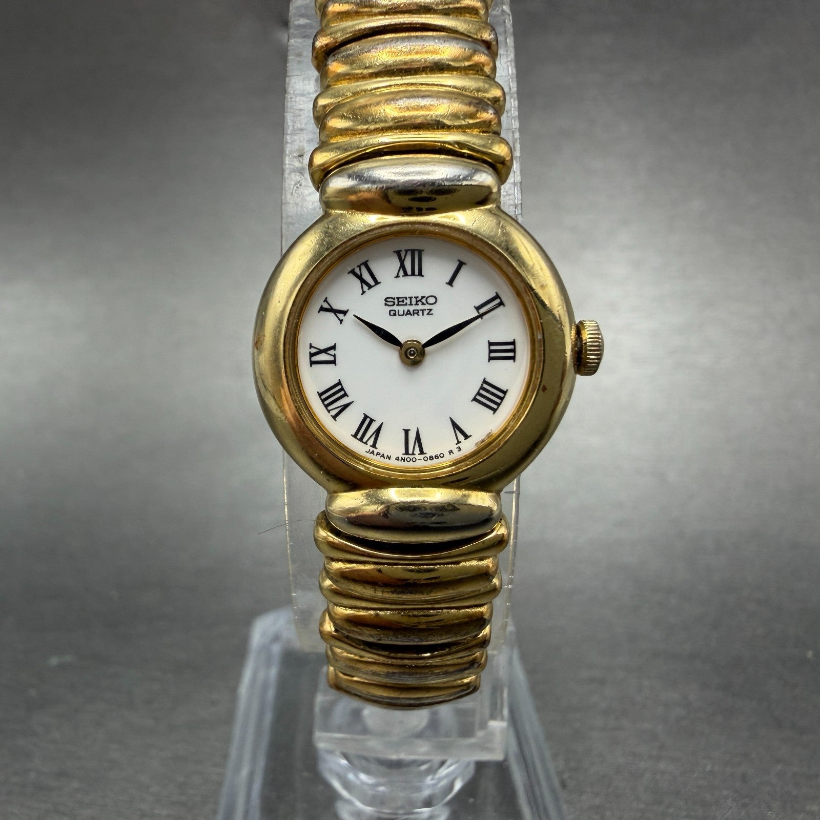 Seiko Watch Women 19mm White Dial Gold Tone Round Vinatge 4N00-0179 New Battery0