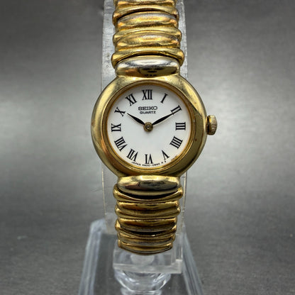 Seiko Watch Women 19mm White Dial Gold Tone Round Vinatge 4N00-0179 New Battery0