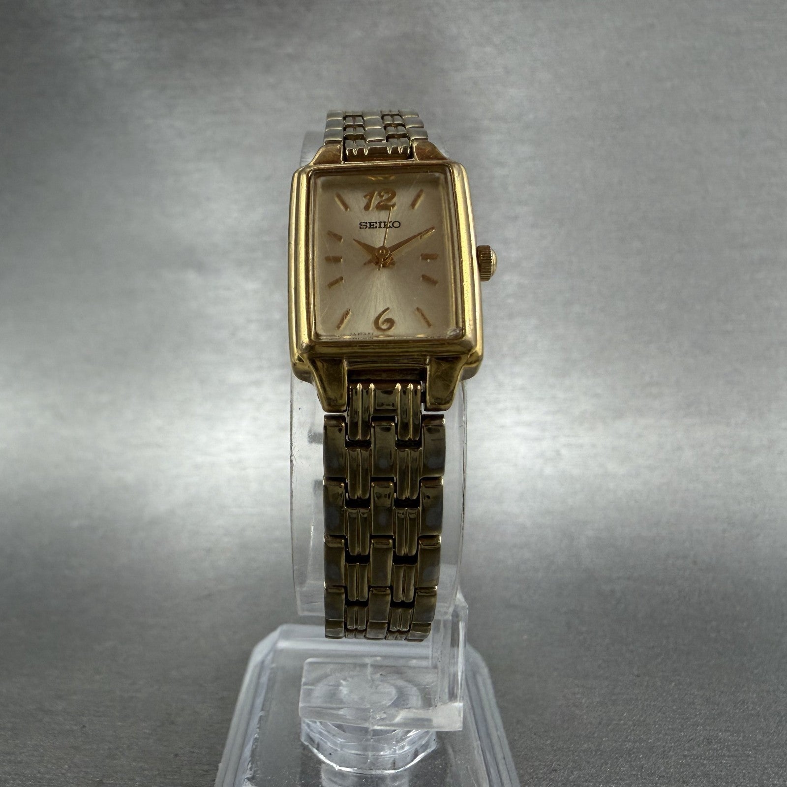 Seiko Tank Watch Women 16mm Champagne Dial Gold Tone 1N01-0FH0 New Battery ZYX25