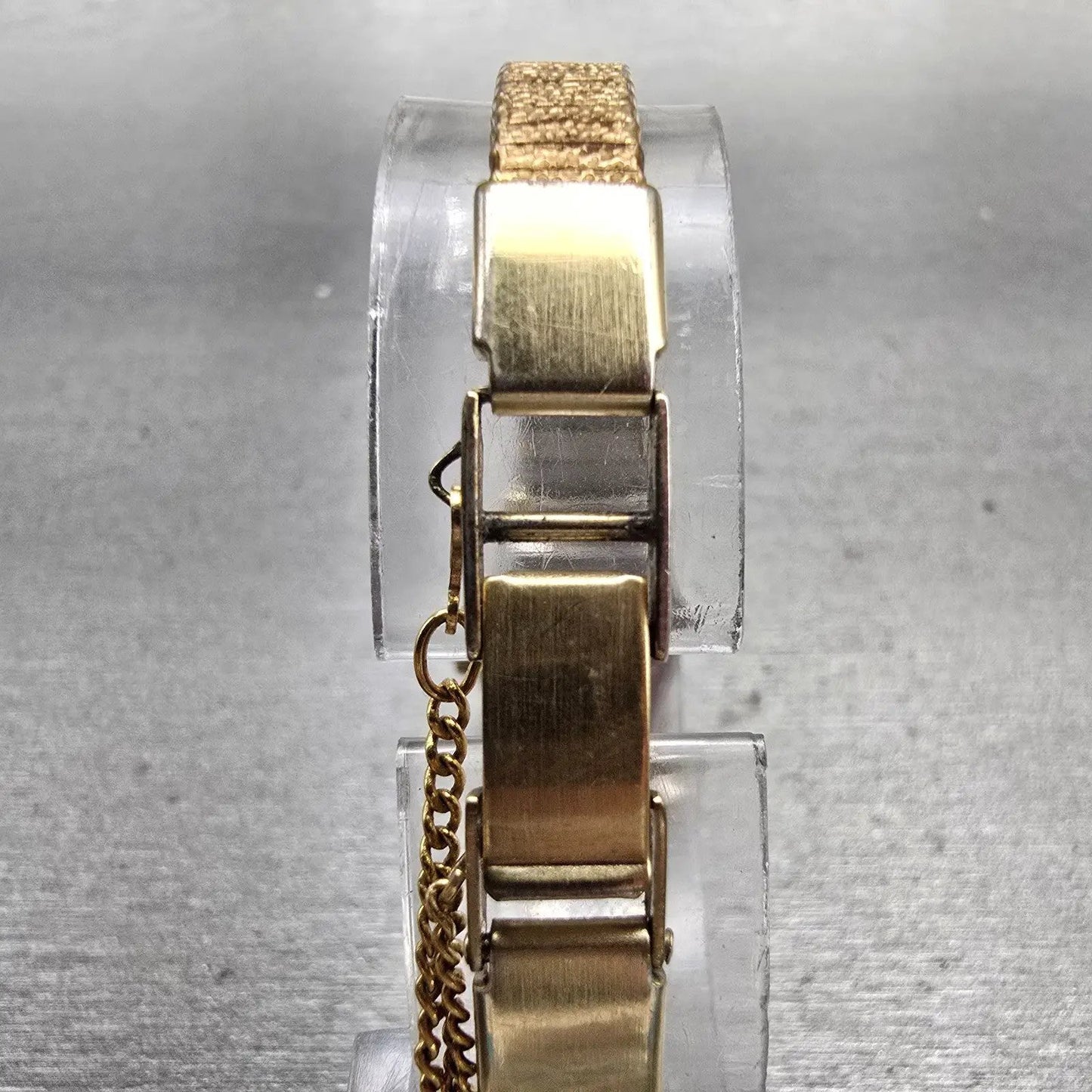 Seiko Watch Women 16mm Gold Dial Gold Tone Round  Manual Wind Works VTG 11-04597