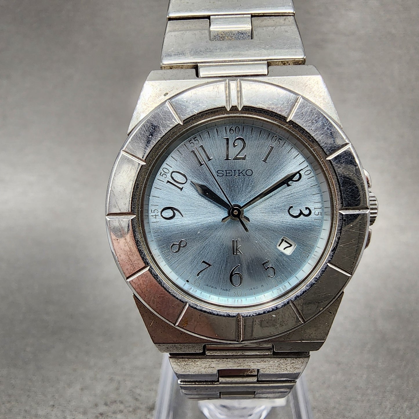 Seiko Watch Women 28mm Blue Dial Silver Tone Date 7N820620 Lukia  New Battery0