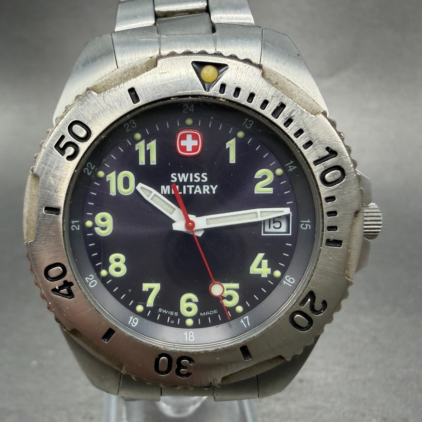 Wenger Swiss Military Dive Watch Men 39mm Blue Dial Steel Date 79088 New Battery0