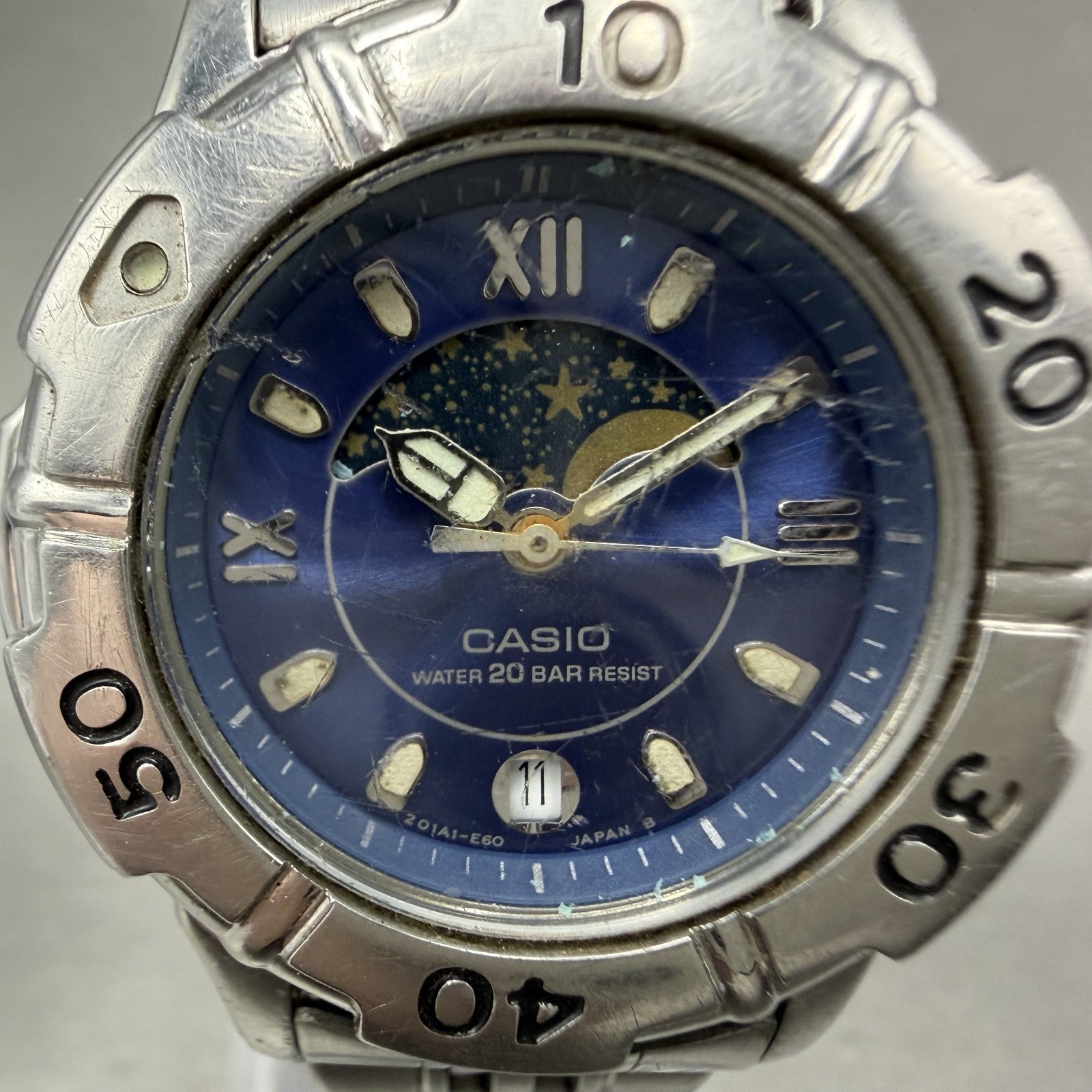 Casio Moon Phase Dive Watch Women 32mm Blue Dial Steel Date LD-733 PARTS2