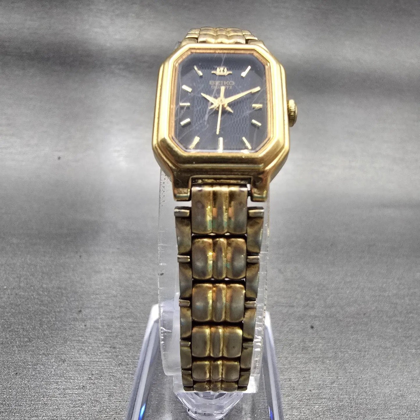Seiko Watch Women 17mm Black Dial Gold Tone Rectangle V401-5250 New Battery VTG5