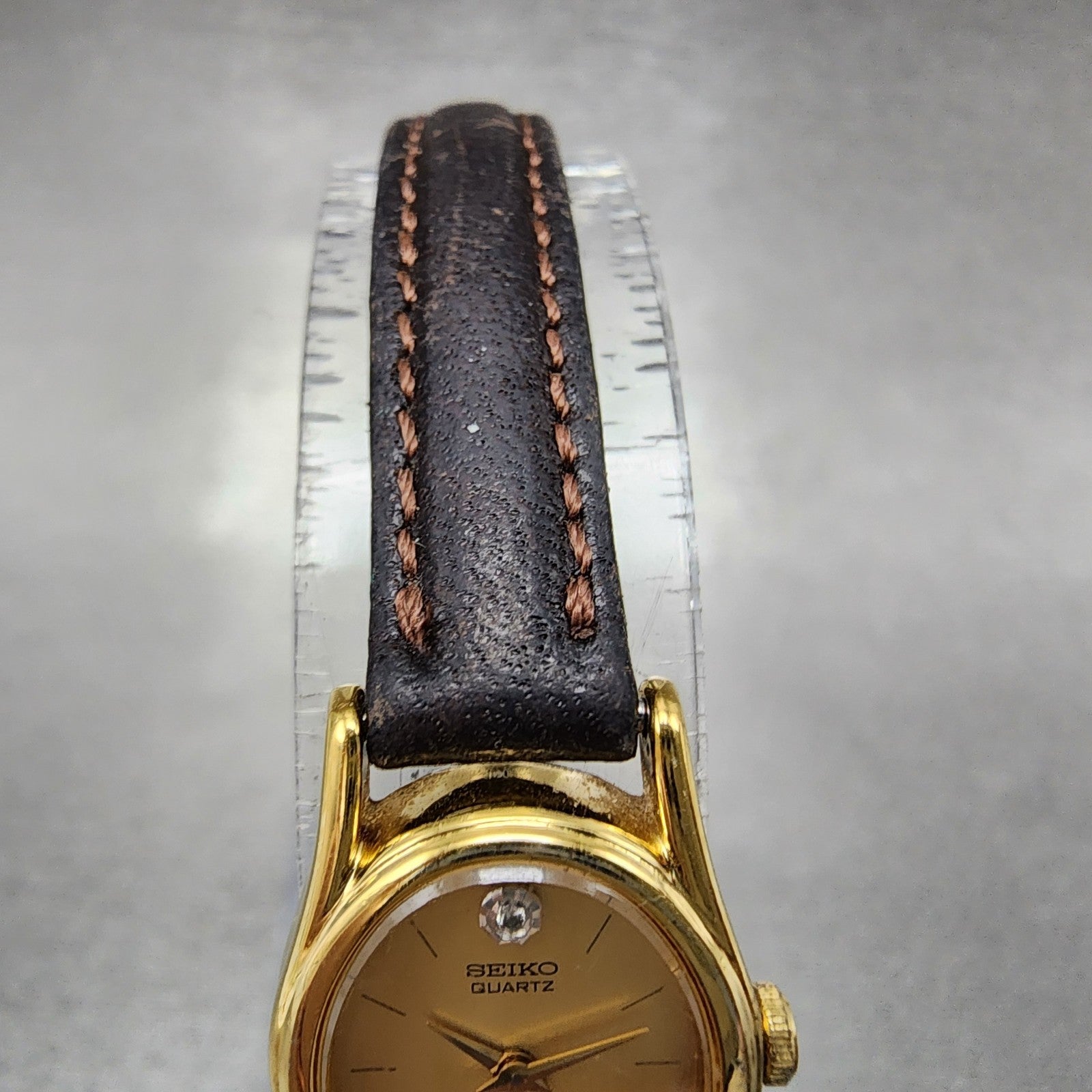 Seiko Watch Women 16mm Champagne Dial Gold Tone 2c206399 New Battery3