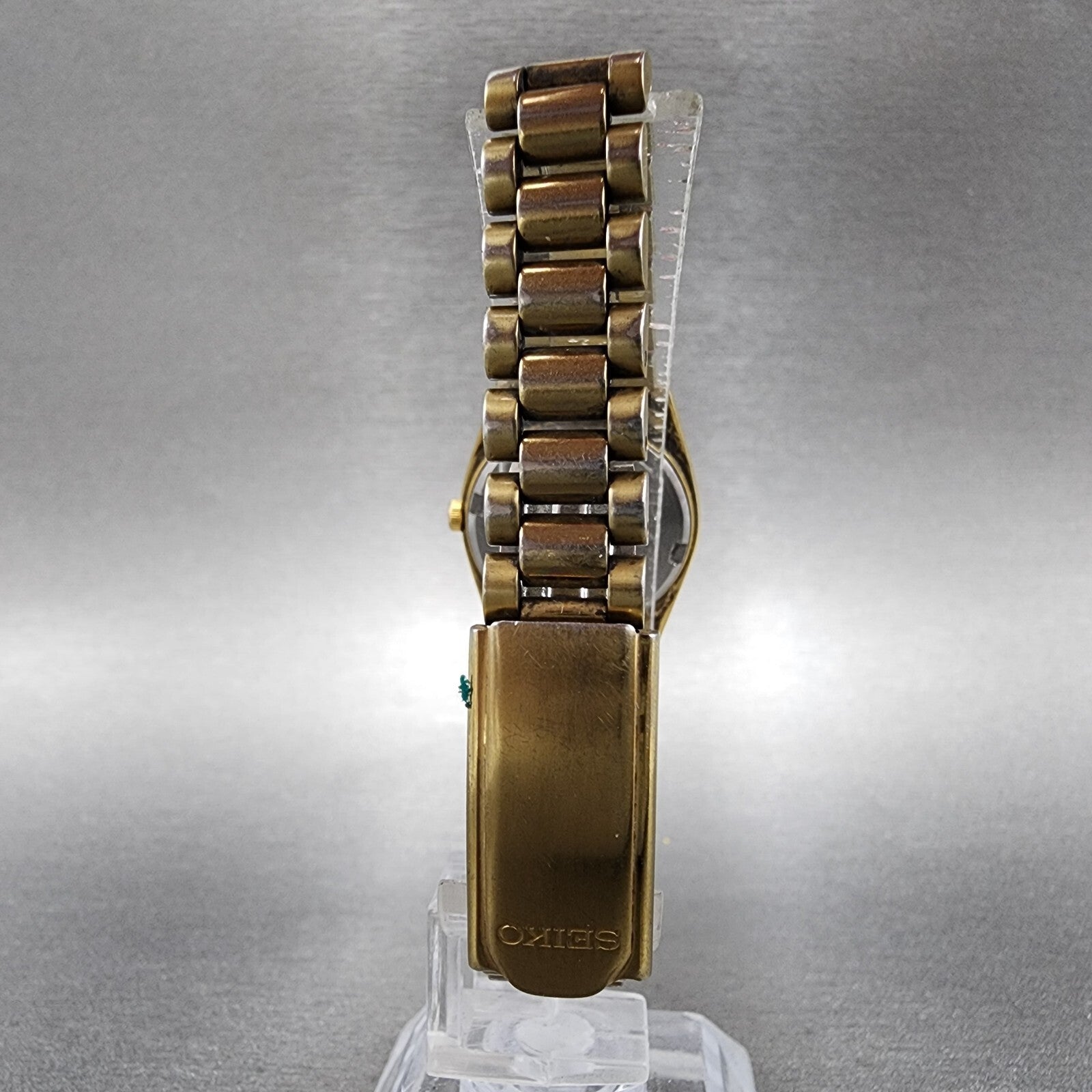 Seiko Watch Women 25mm Gold Dial Gold Tone Daydate Round 7N830041 New Battery7