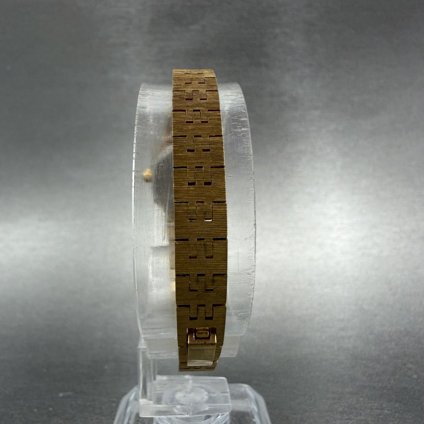 Citizen CQ Watch Women 17mm Champagne Dial Gold Tone 3220-893417 New Battery7
