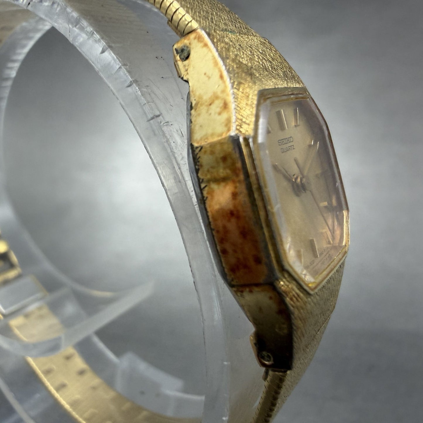 Seiko Watch Women 16mm Gold Dial Gold Tone Octagon 2C21-5409 New Battery3