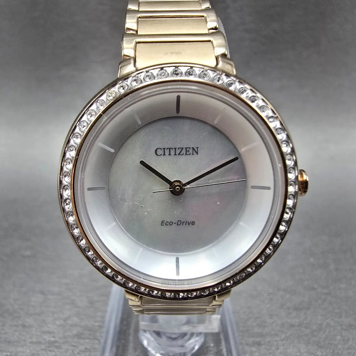 Citizen Silhouette Crystal Eco-Drive Watch Women 30mm MOP Dial Rose Gold Round z0