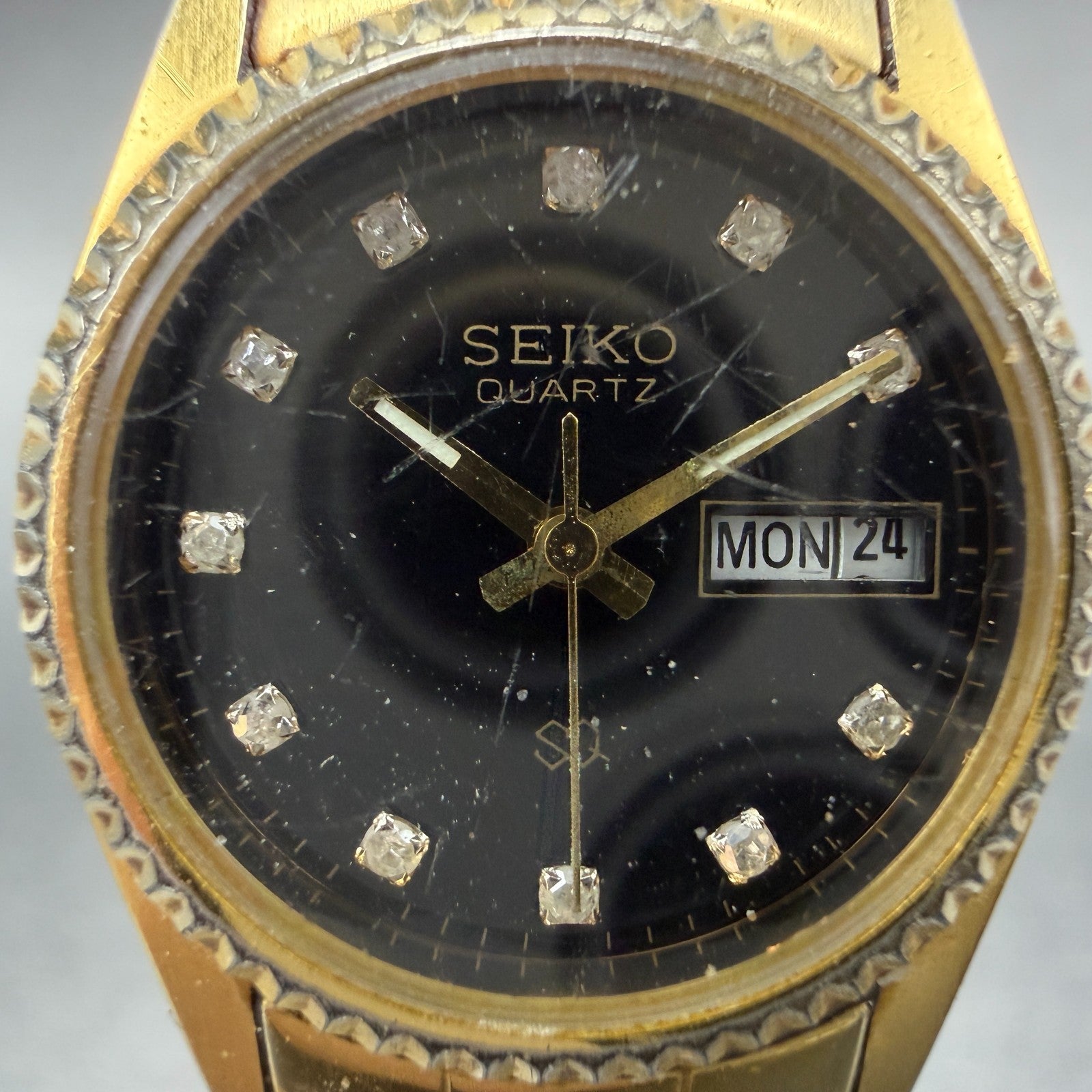 Seiko SQ Watch Women 24mm Black Dial Gold Tone Daydate READ!!!! 3E23-0A60 NewBat1