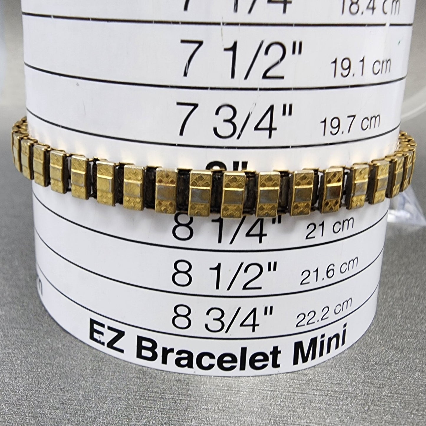 VTG Citizen Watch Women 16mm Black Dial Gold Tone Oval 5920-S52446 New Battery