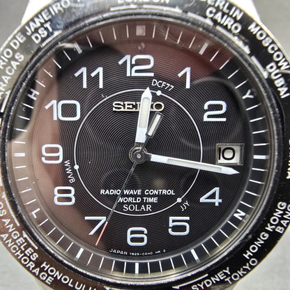 Seiko Solar World Time Watch Men 39mm Black Dial Titanium Date Atomic7B52 PARTS2
